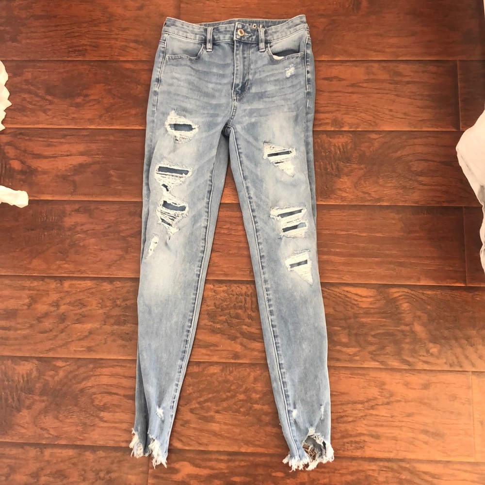 American eagle ripped jeans